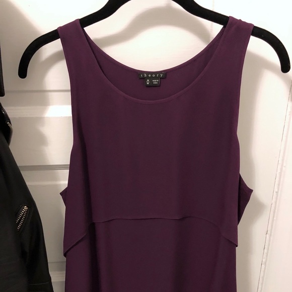 Dark purple theory sleeveless blouse - Picture 2 of 4